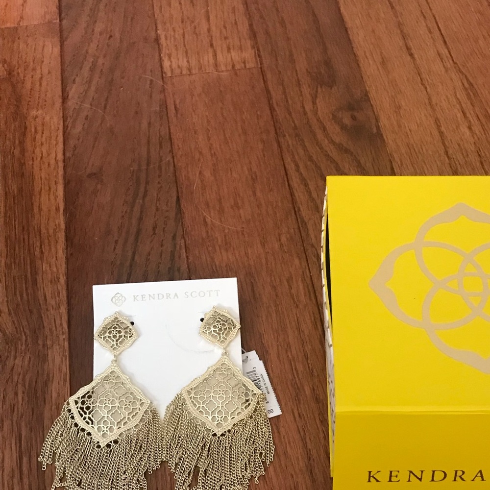 Kendra Scott earrings